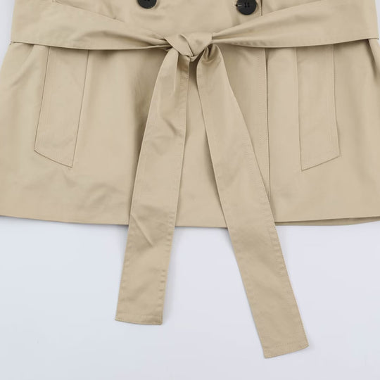 Damen Kurzer leichter Trench-Mantel mit Bindegürtel, überschnittenen Schultern und doppelter Knopfleiste Nord Taschen