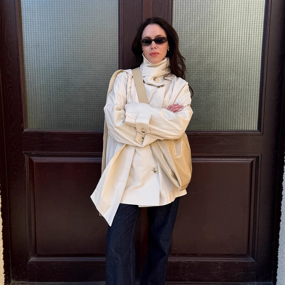 Damen Kurzer Oversize-Trench mit hohem Stehkragen, verdeckter Knopfleiste & weiten Manschetten Nord Taschen