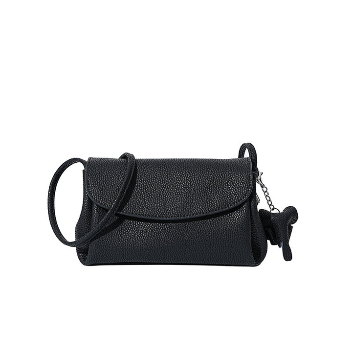 Damen Umhängetasche im minimalistischen Design mit abnehmbarem Anhänger Nord Taschen