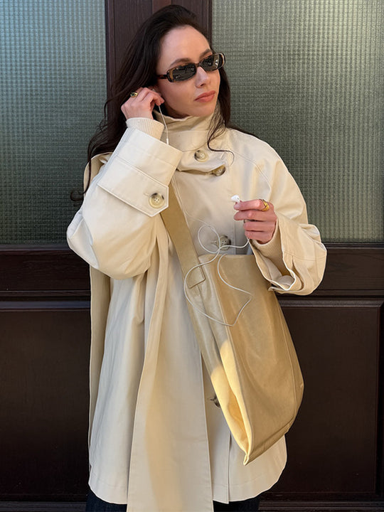 Damen Kurzer Oversize-Trench mit hohem Stehkragen, verdeckter Knopfleiste & weiten Manschetten Nord Taschen