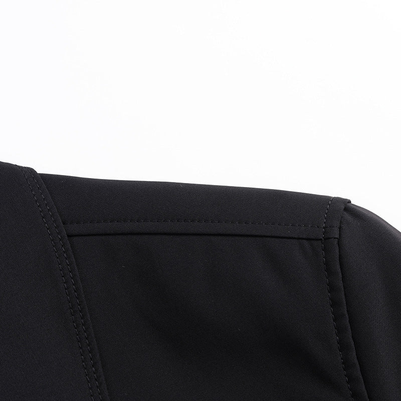 Herren Eleganter Slim-Fit Trenchcoat mit klassischer Knopfleiste und verstellbaren Manschetten Nord Taschen