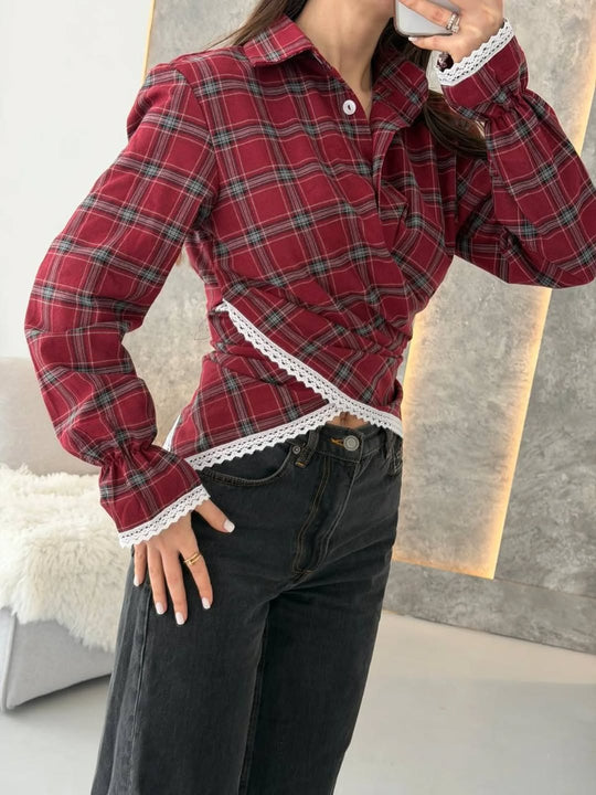 Damen kariertes Hemd mit Spitzenbesatz und asymmetrischem Wickel-Saum Nord Taschen