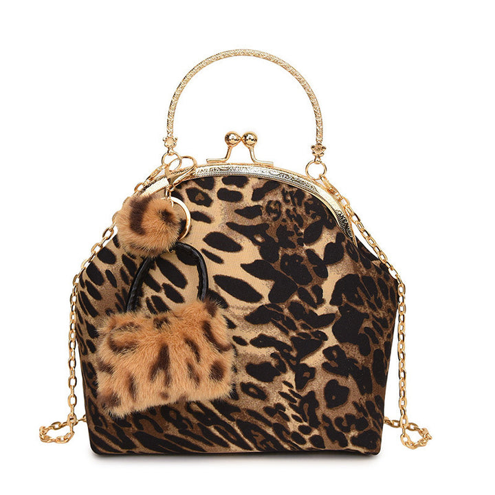 Damen Handtasche im Leopardenmuster mit goldenem Akzent Nord Taschen