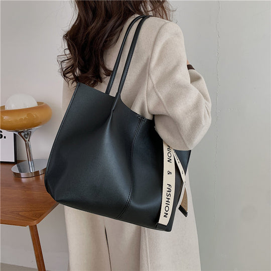 Damen elegante Tragetasche mit texturiertem Design Nord Taschen