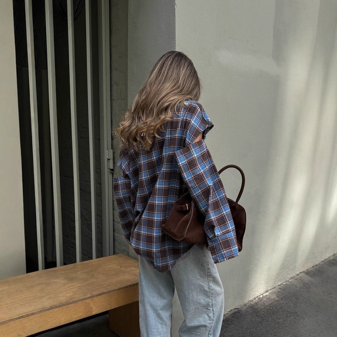Damen karierte Oversize-Hemdjacke mit Cut-Out-Ärmeln und rohem Saum Nord Taschen