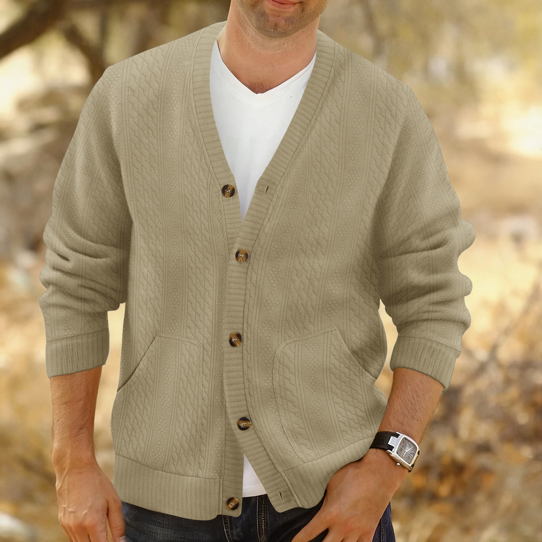 Herren Strukturierter Strickcardigan mit Zopf- und Waffelmuster, Knopfleiste und aufgesetzten Taschen Nord Taschen