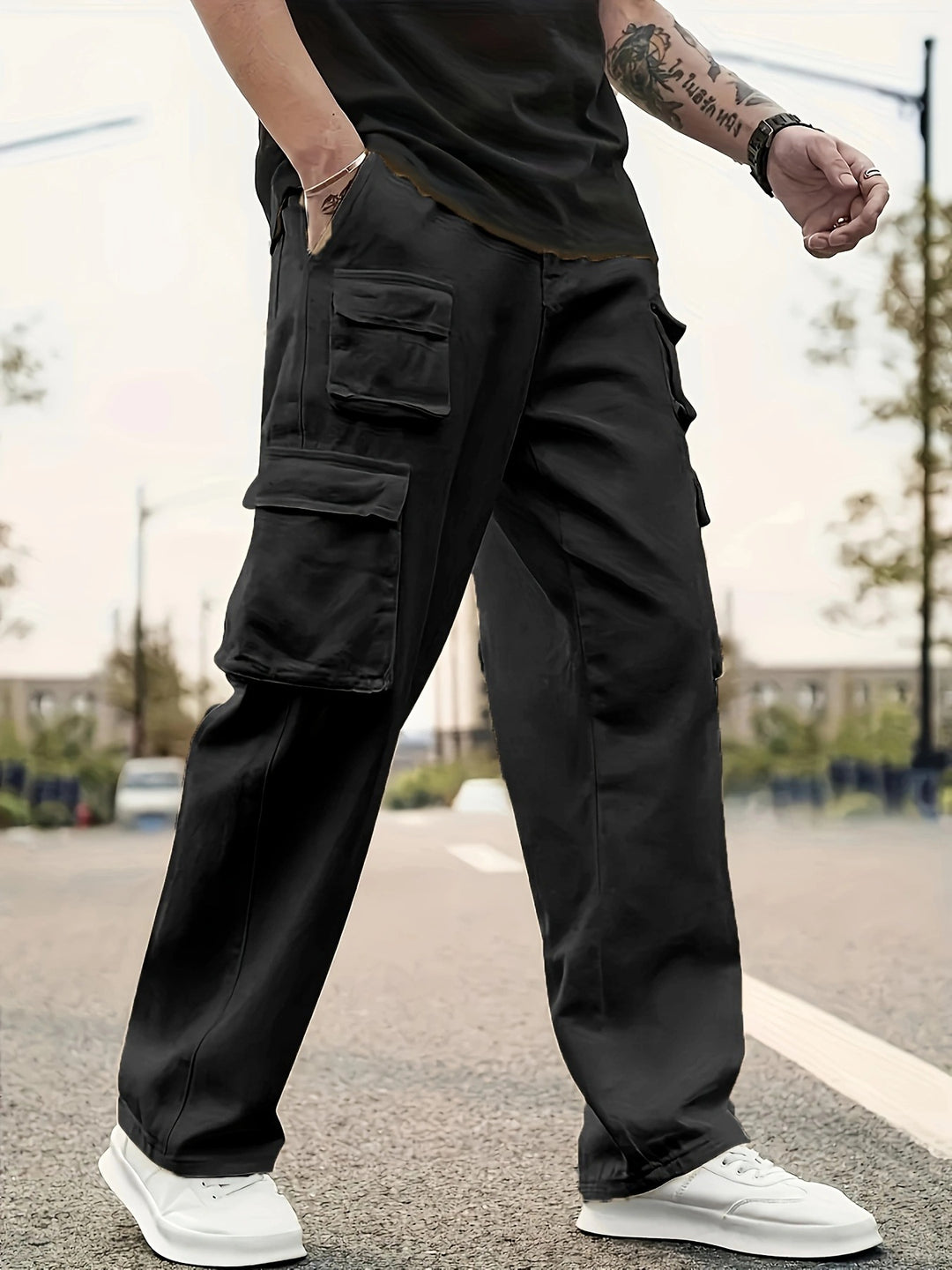 Herren Relaxed-Fit Utility-Cargohose mit großen Klappfächern und elastischem Beinabschluss Nord Taschen