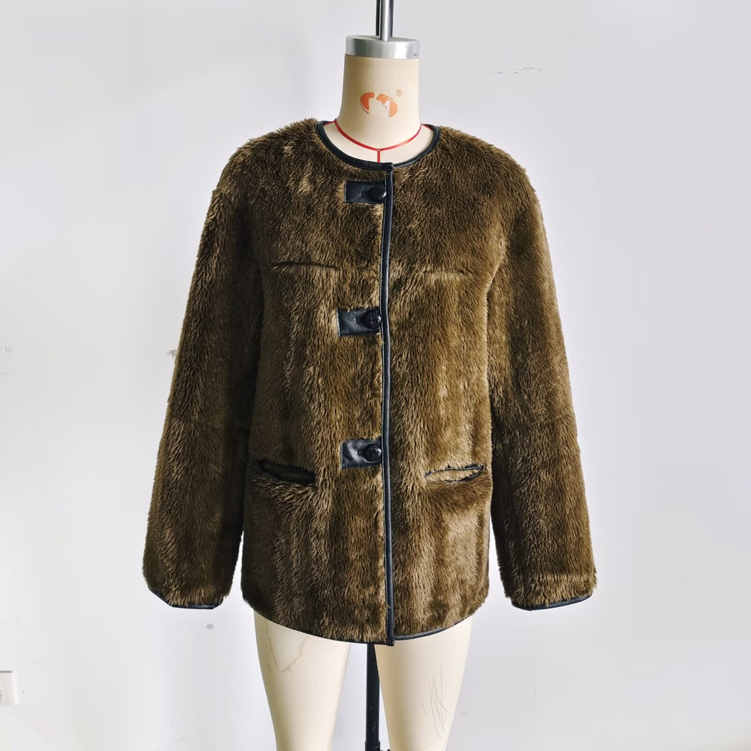 Damen Boxy-Teddyjacke im Faux-Shearling mit Rundhals, Knopfverschluss und Lederpaspeln Nord Taschen