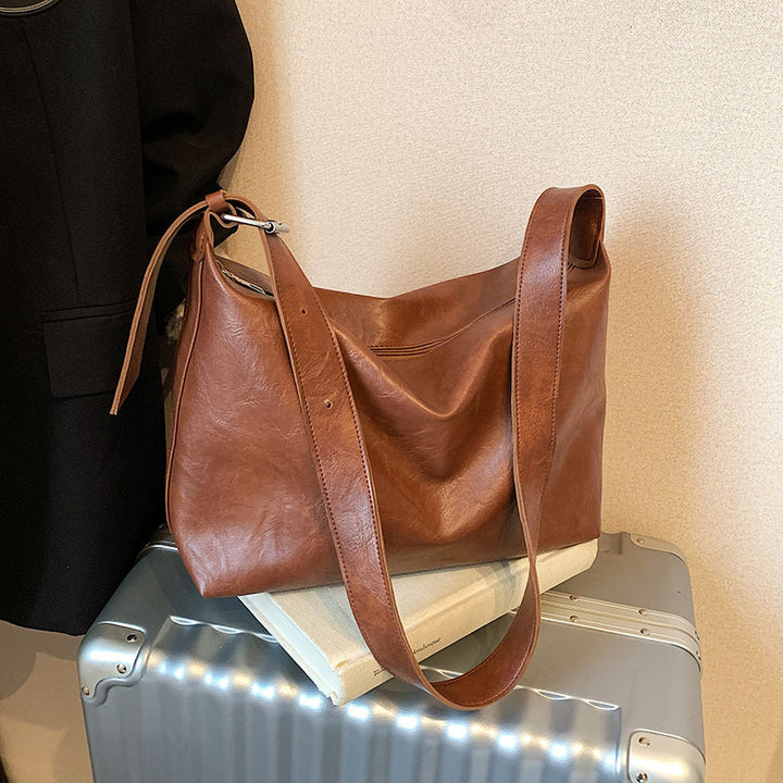 Damen Umhängetasche aus weichem, hochwertigem Leder mit elegantem Design Nord Taschen
