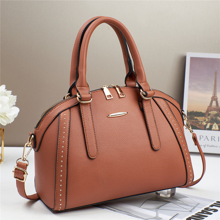 Damen Handtasche mit eleganten Nieten und verstellbarem Tragegurt Nord Taschen