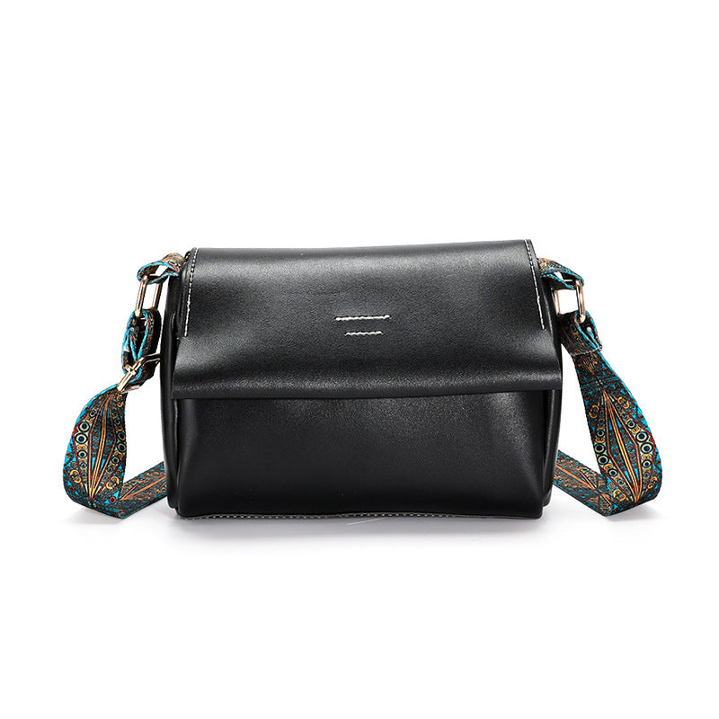 Damen Umhängetasche mit eleganter Struktur und verstellbarem Design Nord Taschen
