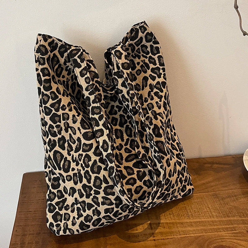 Damen Jutetasche mit auffälligem Zebra-Muster Nord Taschen