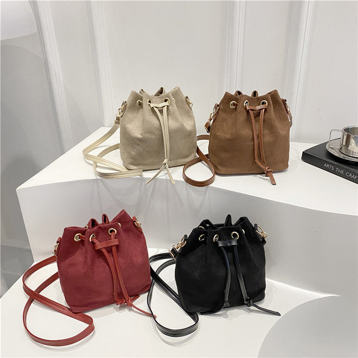 Damen Hobo-Tasche aus weichem Wildleder mit verstellbarem Kordelzug Nord Taschen