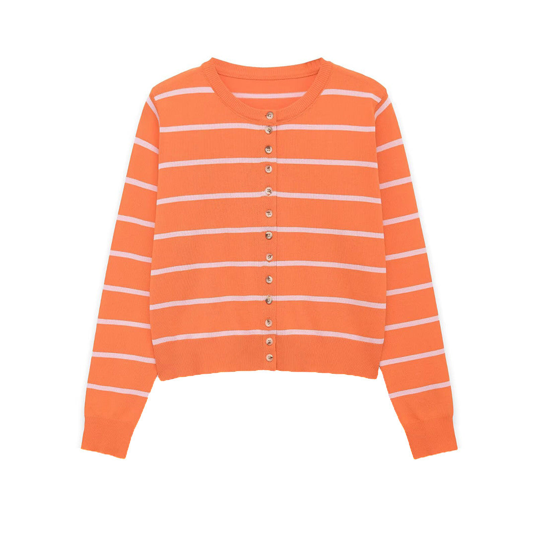 Damen Kurzgeschnittener Feinstrick‑Cardigan mit horizontalen Streifen und Perlmuttknöpfen Nord Taschen