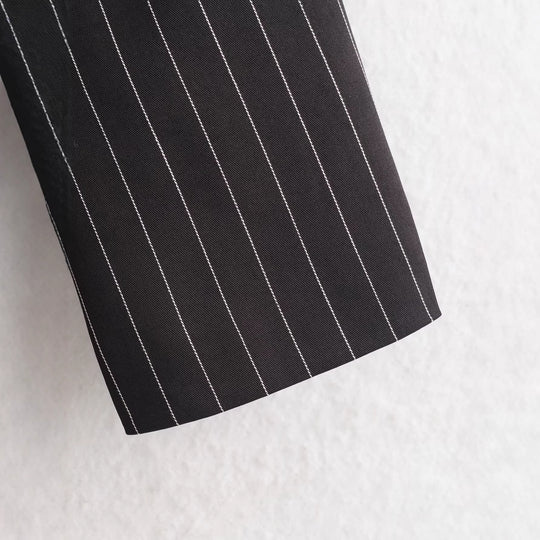 Damen Nadelstreifen-Blazer mit weitem Revers und Pattentaschen Nord Taschen