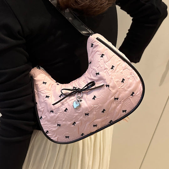 Damen Hobo-Tasche mit verspieltem Design und modernen Details Nord Taschen