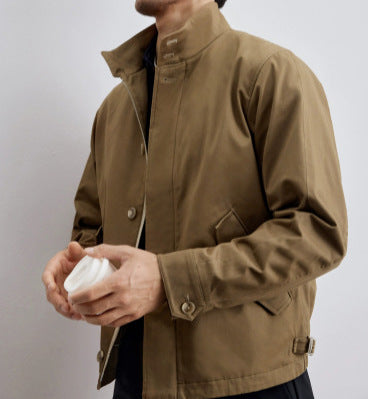 Herren Kurzblouson im Military-Style aus technischem Baumwollmischgewebe mit Stehkragen und verdeckter Reißverschlussblende Nord Taschen