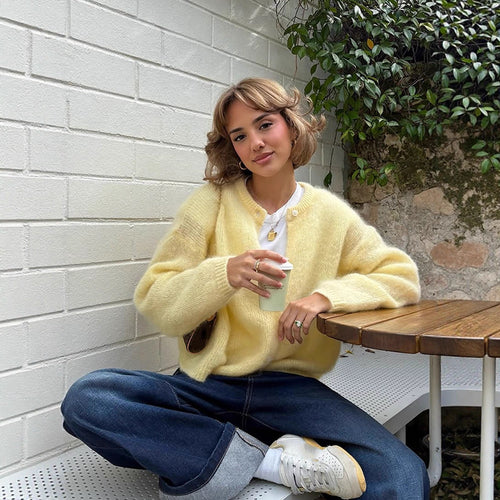 Damen Flauschige Kurzjacke aus Mohair‑Mix mit Rundhals und kastiger Silhouette Nord Taschen