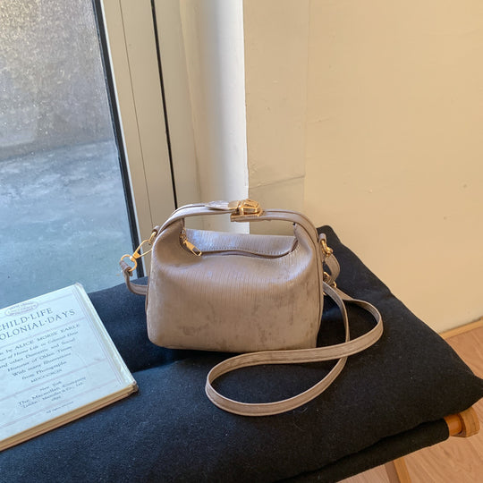Damen elegante Handtasche mit strukturiertem Obermaterial Nord Taschen