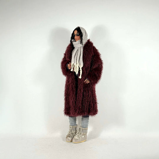 Damen Maxilanger Kunstpelzmantel mit langflorigem Hochflor und Oversize-Silhouette Nord Taschen