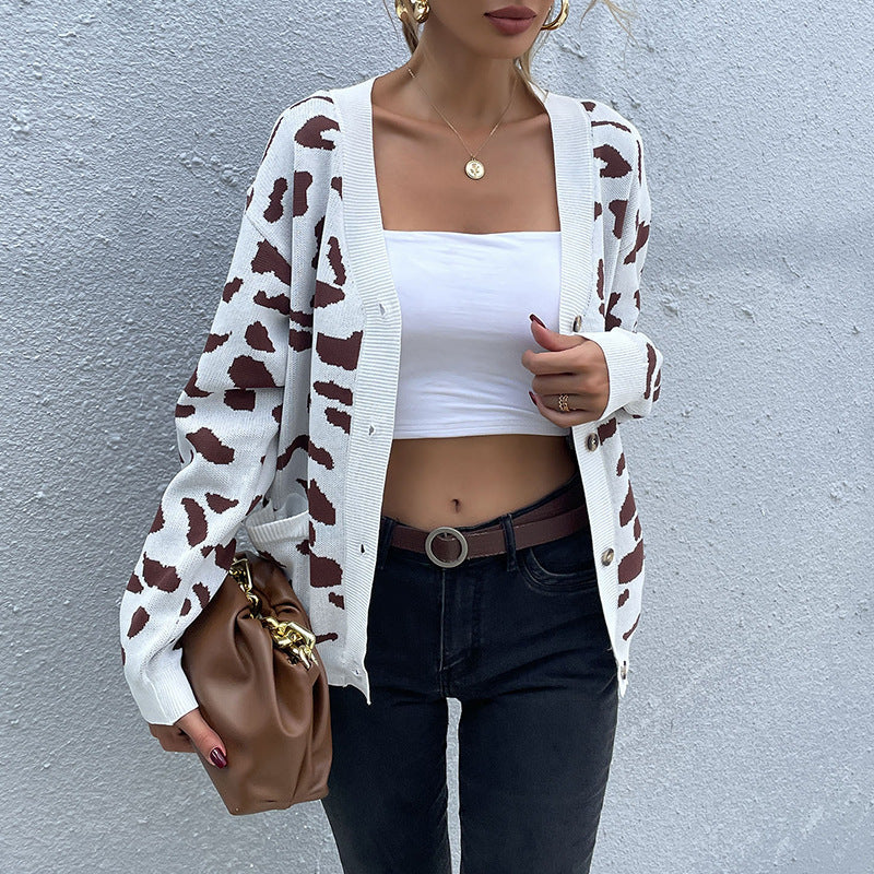 Damen Feinstrick-Cardigan mit kastiger Passform, V‑Ausschnitt und Animal-Jacquard Nord Taschen