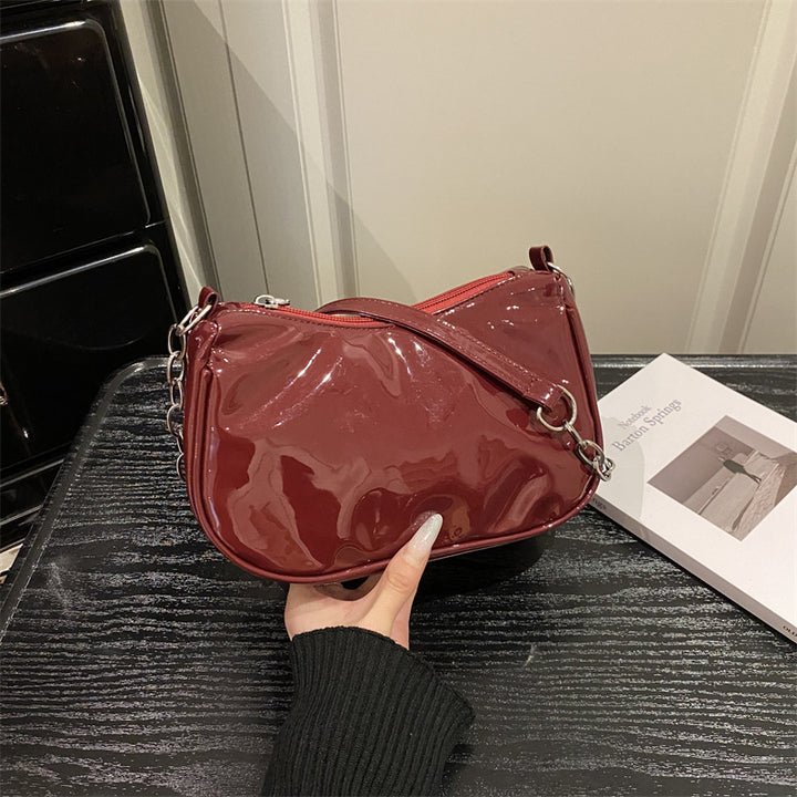 Damen Luxus Handtasche mit glänzender Oberfläche von Nord Taschen