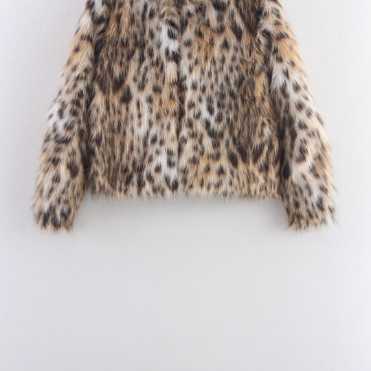 Damen Kurzjacke aus Kunstfell im Leopardenmuster mit Boxy‑Schnitt und Stehkragen Nord Taschen