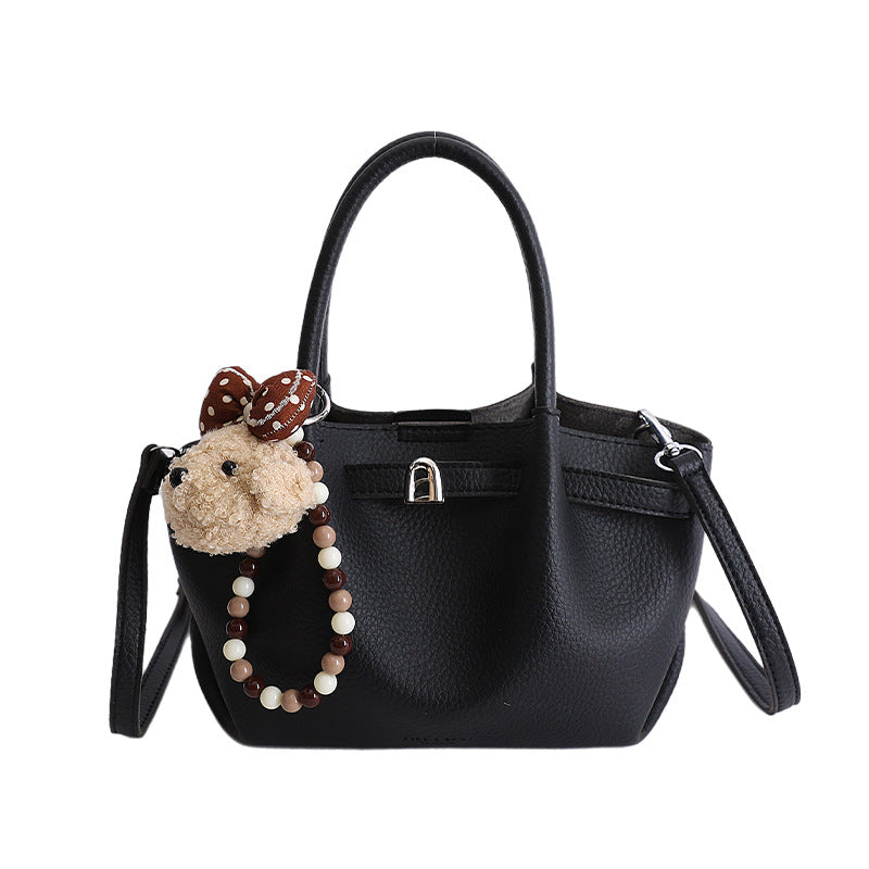 Damen Handtasche mit charmantem Tieranhänger Nord Taschen