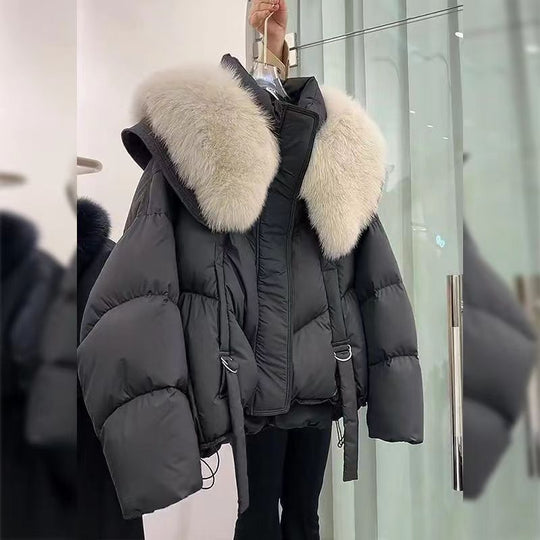 Damen nan kurze Thermo-Pufferjacke mit abnehmbarem Webpelzkragen, hochschließendem Stehkragen und Tunnelzugsaum Nord Taschen