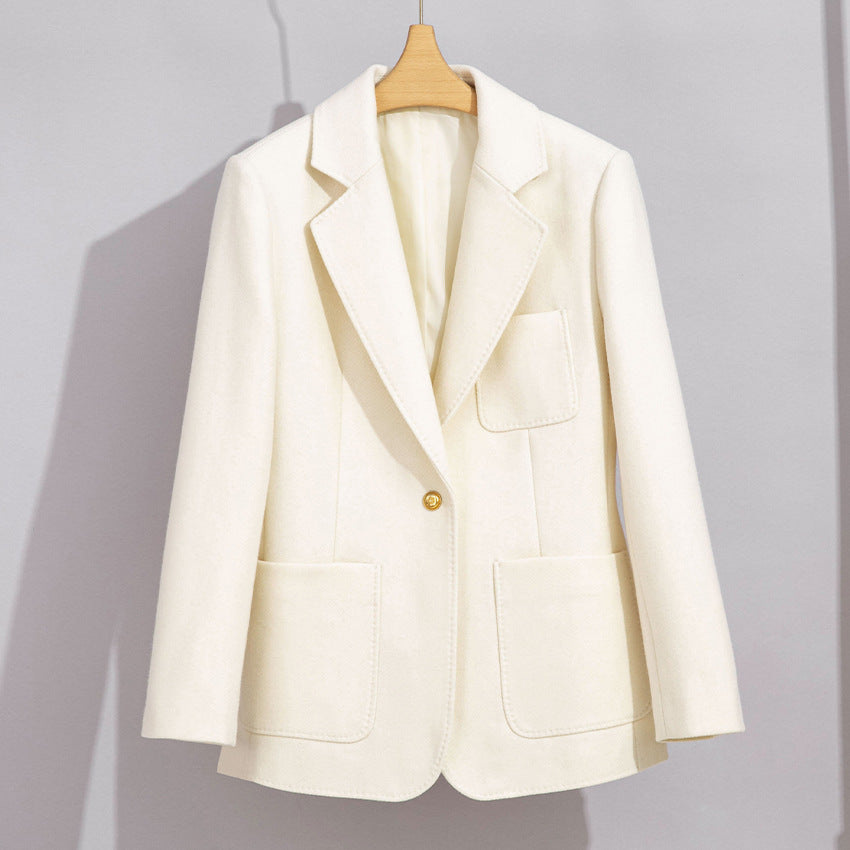 Damen Eleganter Wollblazer mit aufgesetzten Taschen Nord Taschen