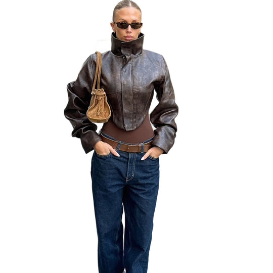 Damen Konturierte Kurzlederjacke mit hohem Stehkragen und Ballonärmeln Nord Taschen