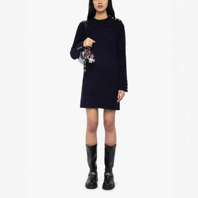 Damen Lässiges Strickkleid mit Knopfdetails Nord Taschen