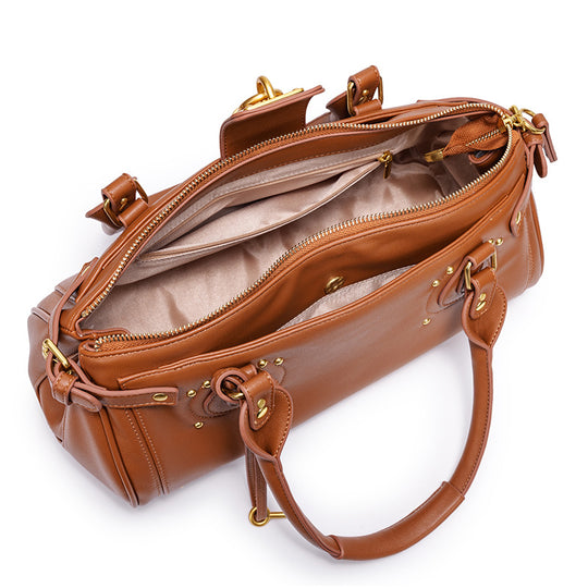Damen Handtasche mit hochwertigem Leder und goldenen Akzenten Nord Taschen