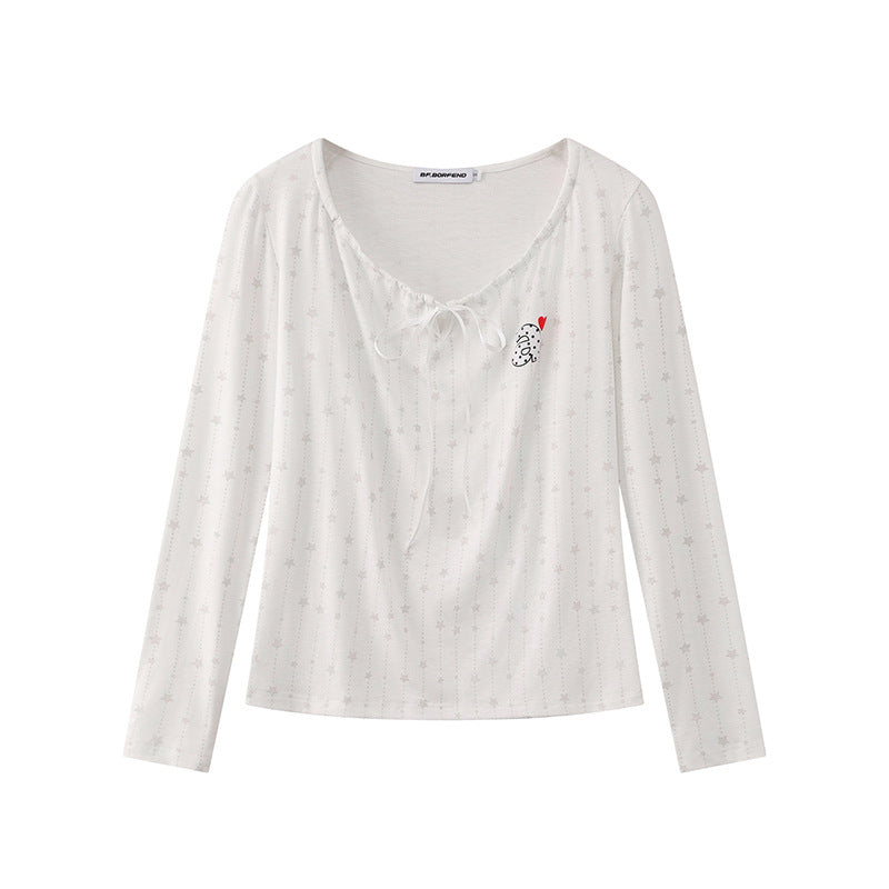 Damen Langarmshirt mit Schnürung am Ausschnitt, feinem Sternen-Jacquard und Herz-Emblem Nord Taschen