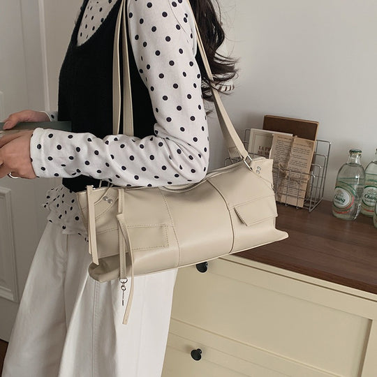 Damen Umhängetasche mit praktischen Fächern und sportlichem Design Nord Taschen