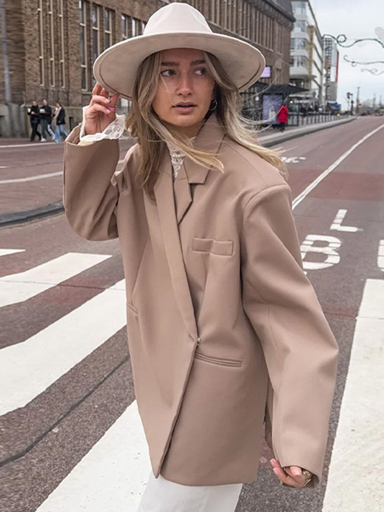 Damen Oversize-Blazer mit kastiger Silhouette, verdeckter Verschluss und Pattentaschen Nord Taschen