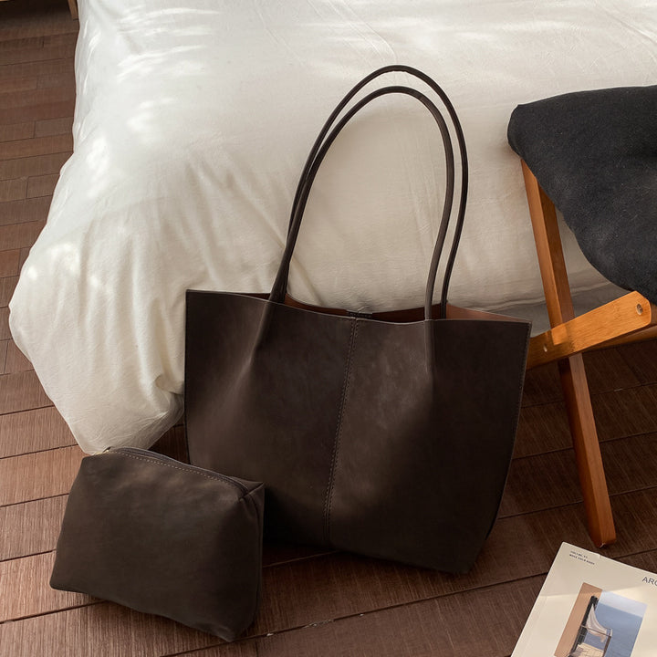 Damen Handtasche im minimalistischen Design mit praktischem Innenfach Nord Taschen