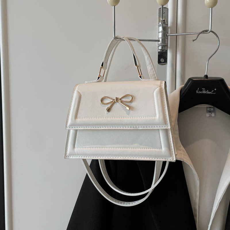 Damen elegante Handtasche mit verspieltem Schleifendesign Nord Taschen