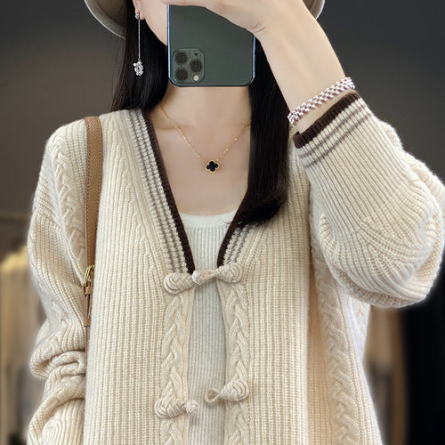 Damen Strickcardigan mit Zopfmuster und dekorativen Knotenverschlüssen Nord Taschen