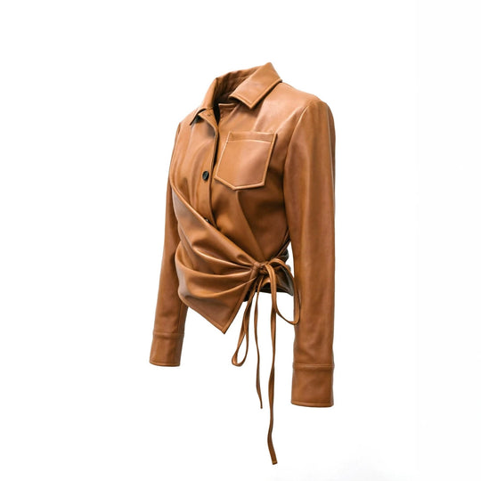 Damen Taillierte Wickeljacke aus Lederoptik mit Bindegürtel und Hemdkragen Nord Taschen