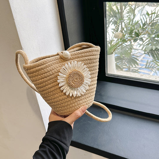 Damen Stofftasche mit floralem Design und einzigartigem Anhänger Nord Taschen