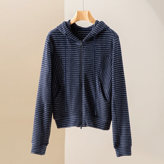 Damen Gestrickte Kapuzenjacke mit Reißverschluss und feinem Streifenmuster Nord Taschen