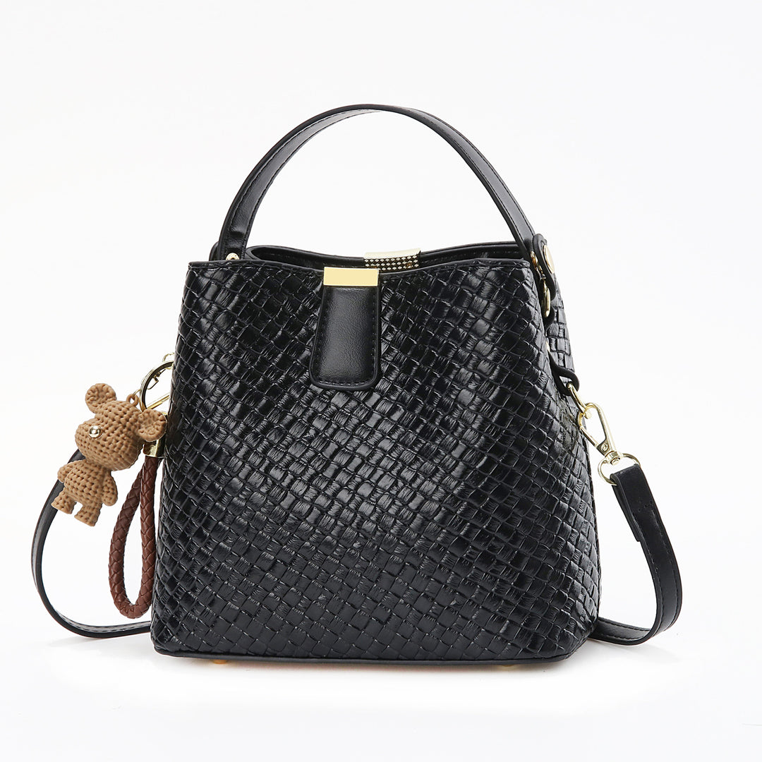 Damen Handtasche mit elegantem Teddy-Anhänger Nord Taschen