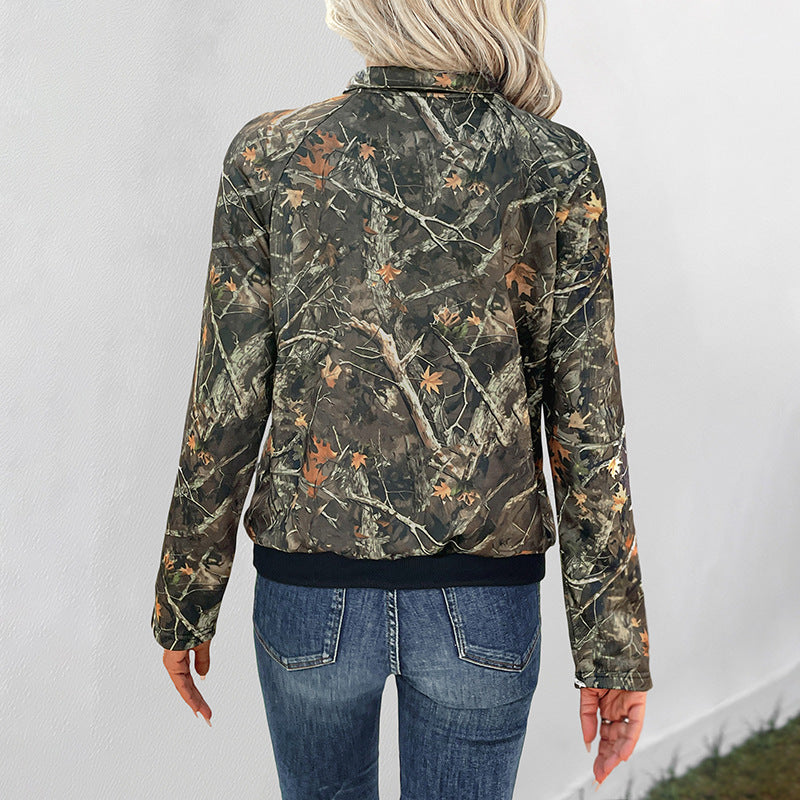Damen Hoodie im Camouflage‑Blätterprint mit halber Druckknopfleiste und Kängurutasche Nord Taschen