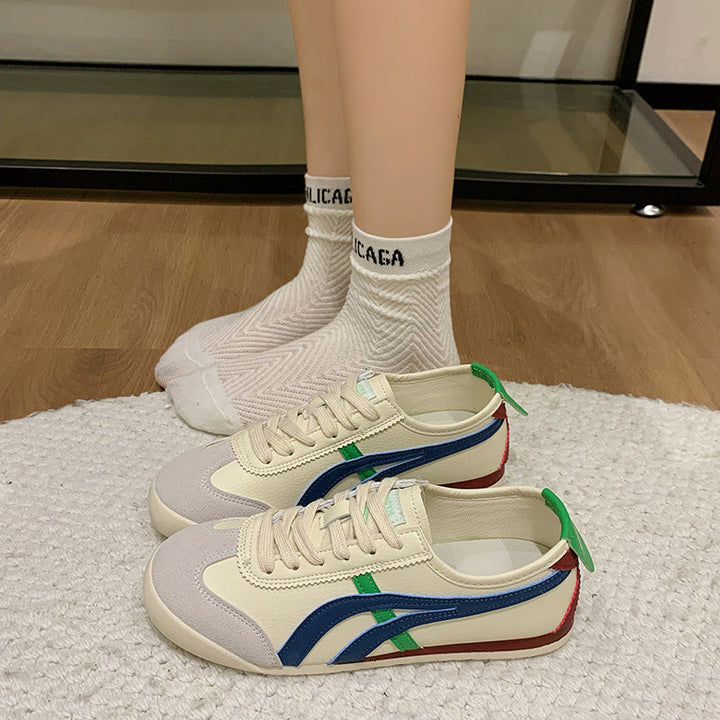 Damen Sportliche Sneakers im Retro-Design mit kontrastierenden Farbakzenten Nord Taschen