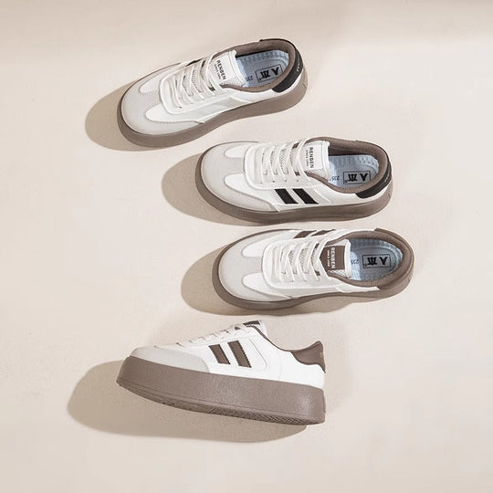 Damen Plattform-Sneaker mit trendigem Design und hochwertiger Oberflächenstruktur