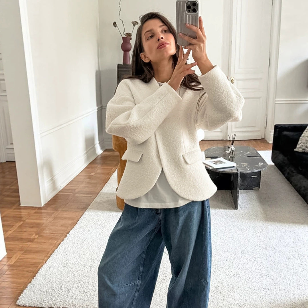Damen Kurzjacke im Bouclé-Stil mit Oversize-Ärmeln und Pattentaschen Nord Taschen