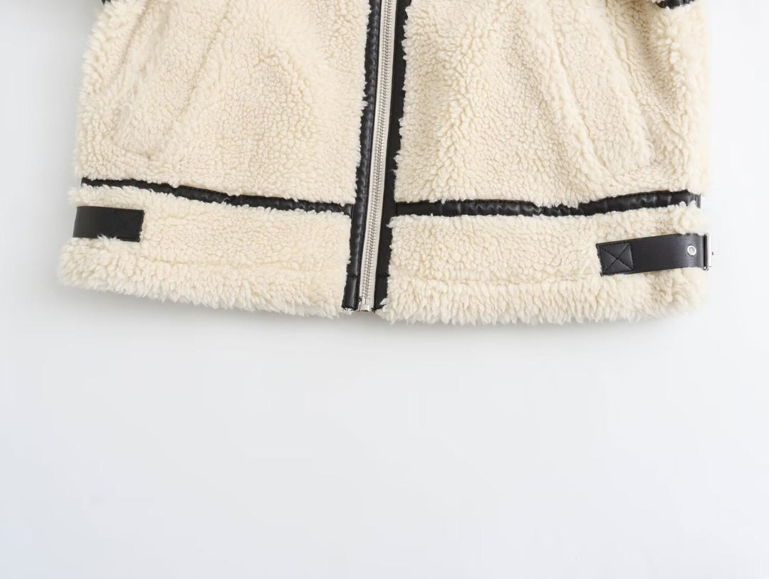 Damen Oversize-Teddyjacke im Aviator-Stil mit Kunstleder-Paspel, Stehkragen und Reißverschluss Nord Taschen
