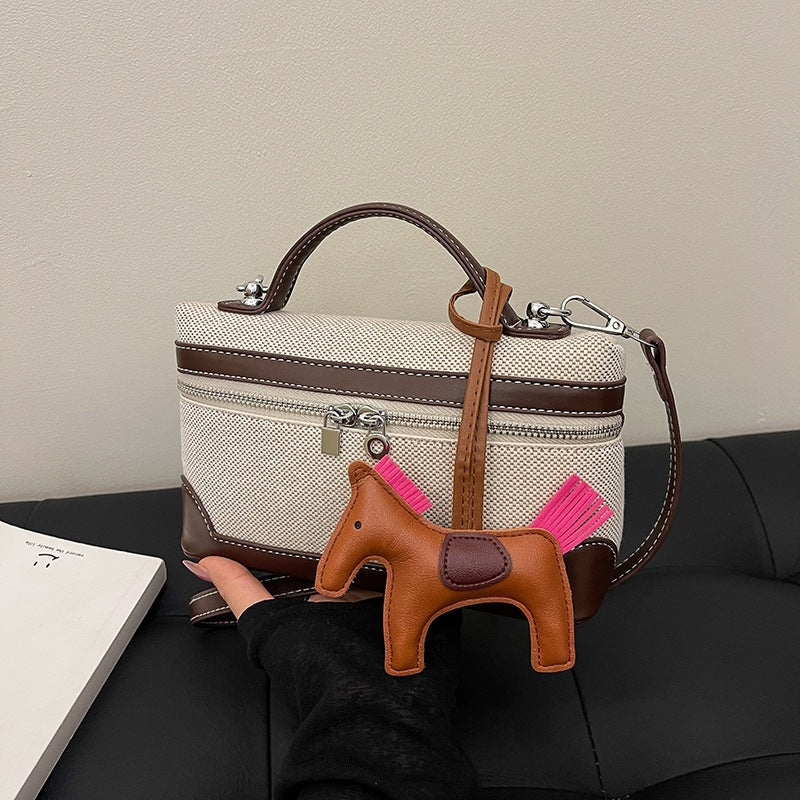 Damen elegante Handtasche mit einzigartigem tierischen Anhänger Nord Taschen
