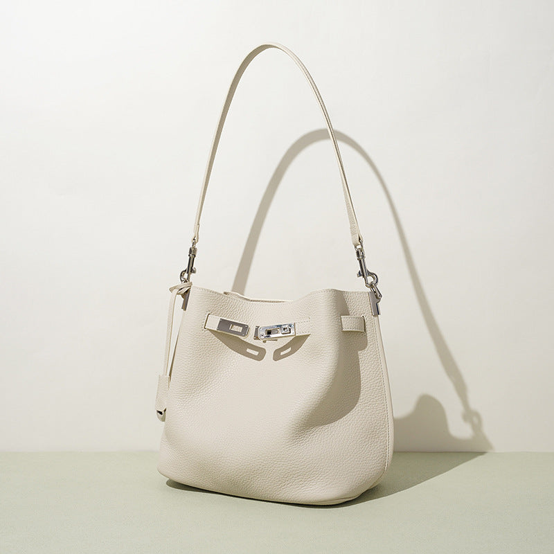Damen Hobo-Tasche aus hochwertigem Leder mit verstellbarem Tragegurt Nord Taschen